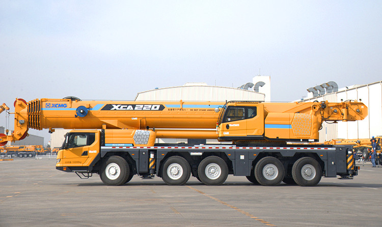 XCMG Official 220 Ton Mobile Lifting Crane XCT220 China Mobile Crane Price